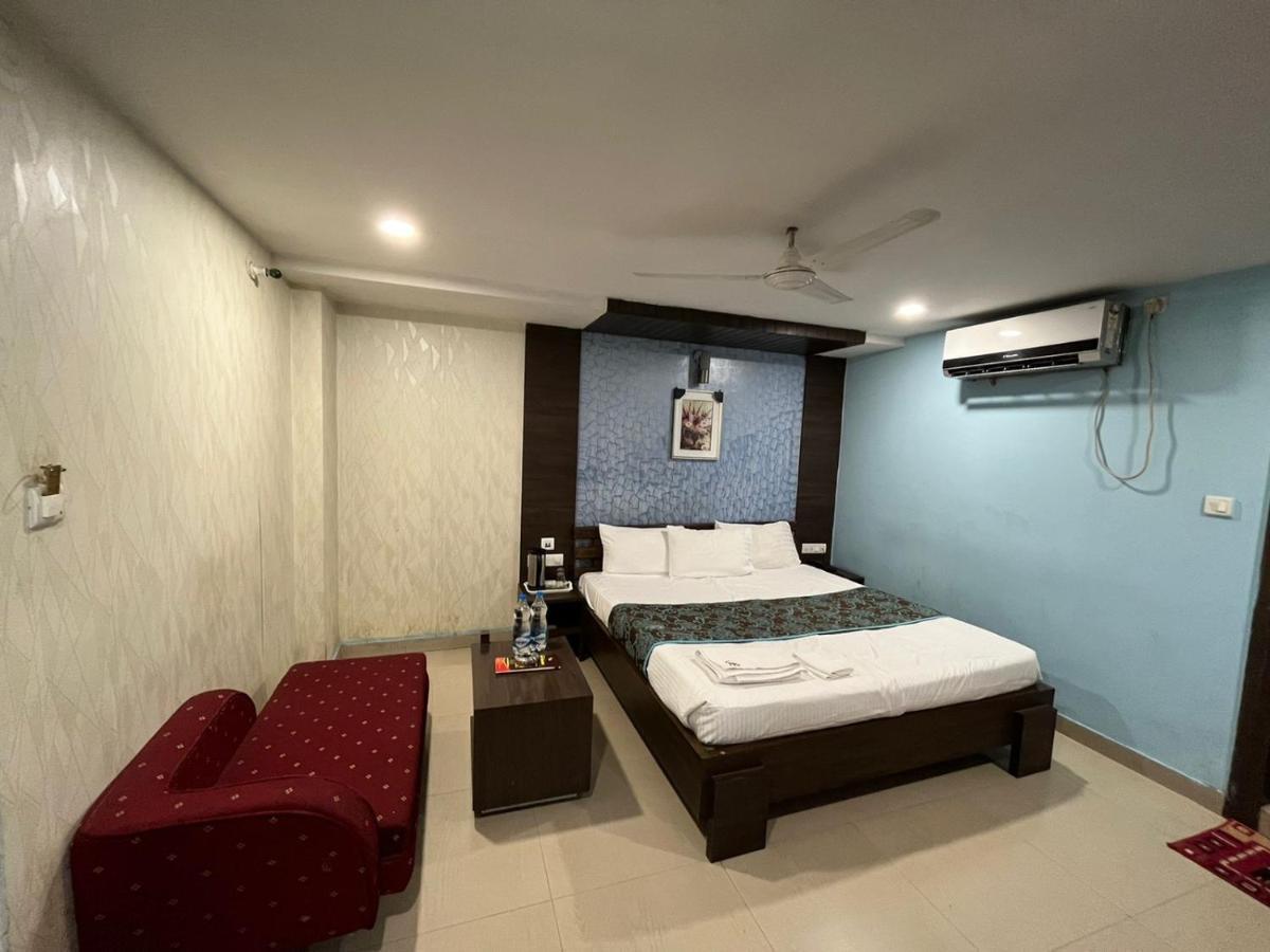 Hotel Pratap Residency Ранчи Экстерьер фото
