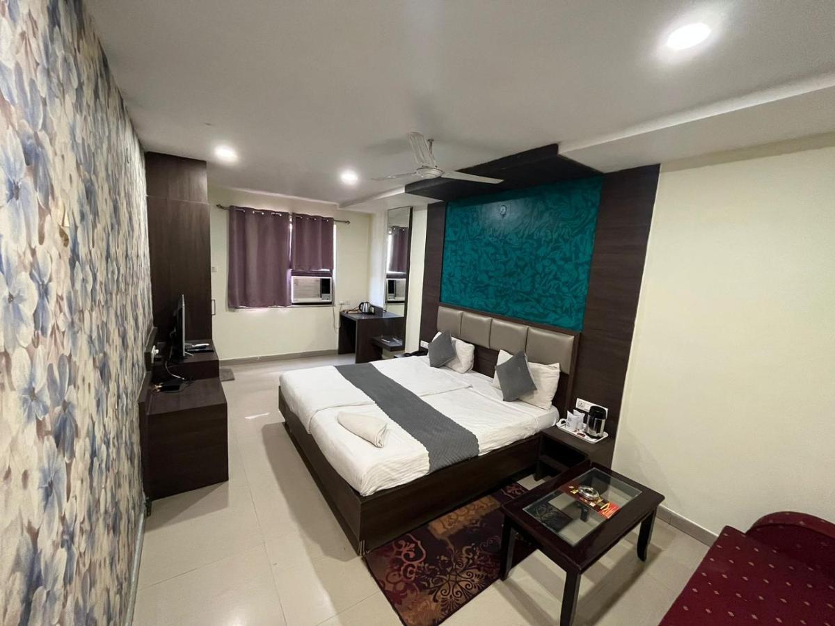 Hotel Pratap Residency Ранчи Экстерьер фото