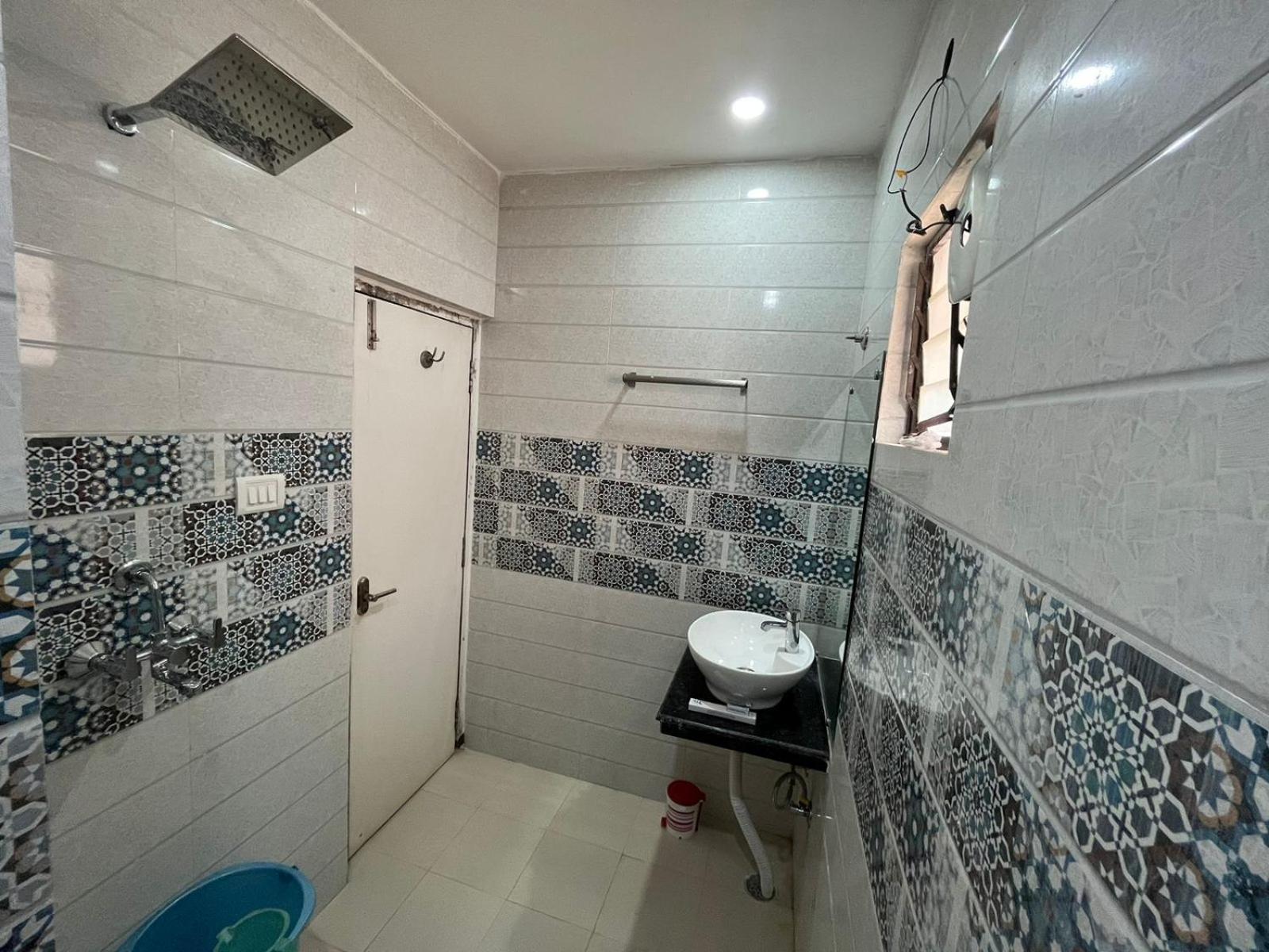 Hotel Pratap Residency Ранчи Экстерьер фото